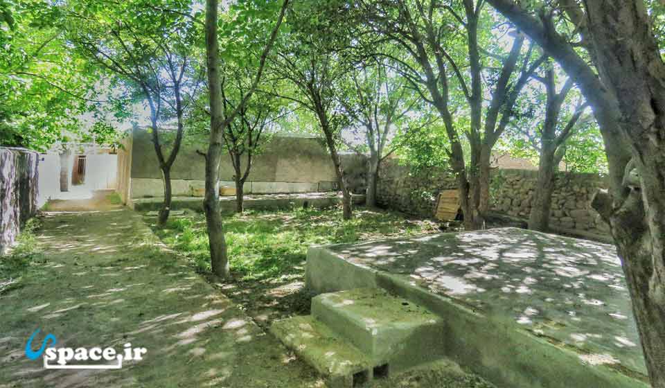 اقامتگاه بوم گردی باغ سلیم - بافت - روستای برکنان